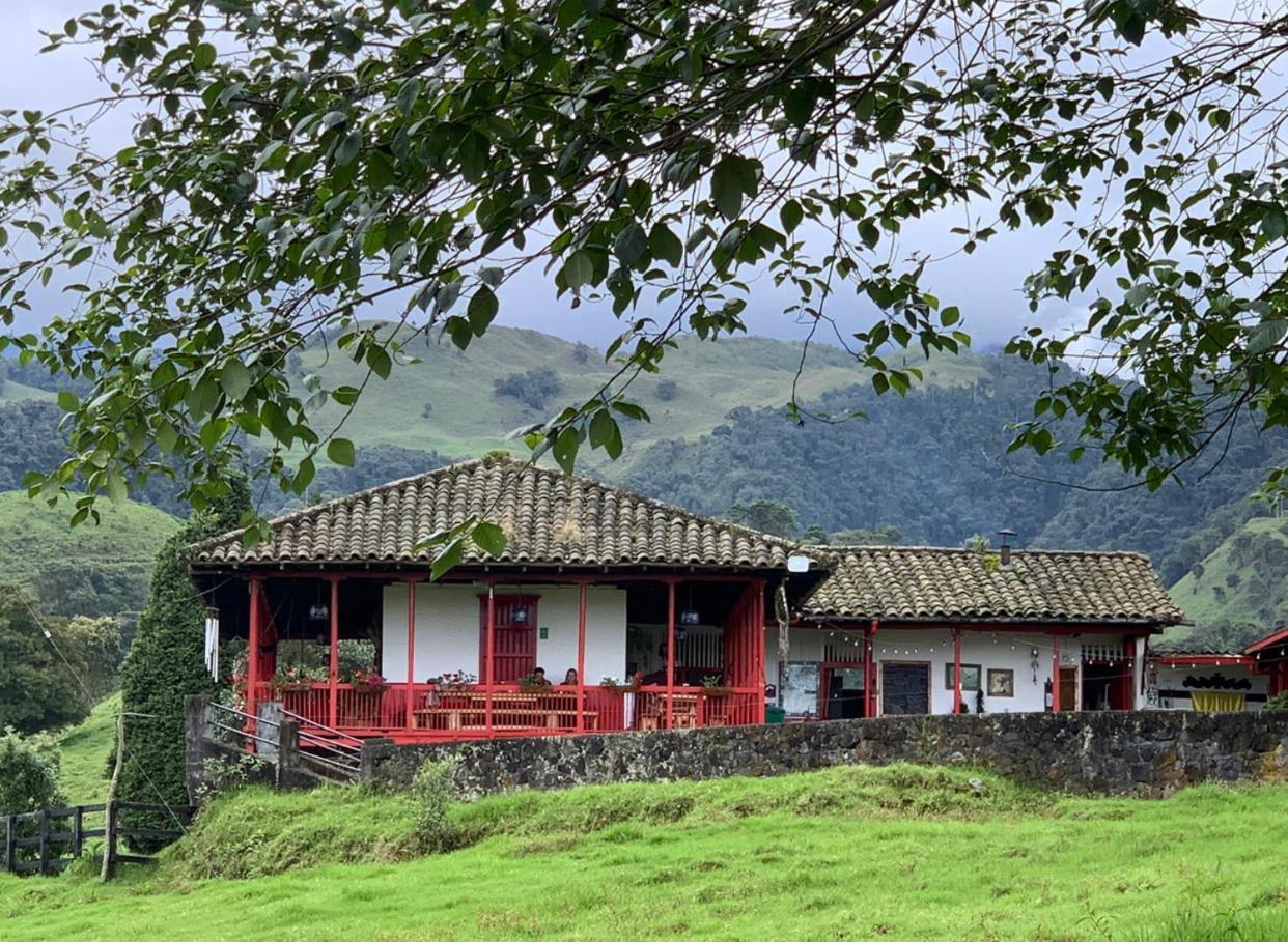 Hostal La Laguna Villamaría Kültér fotó